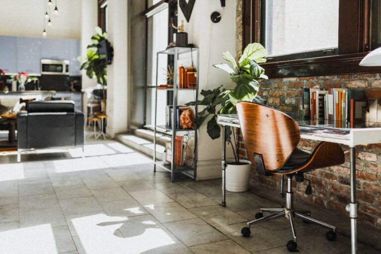 How to Choose the Right Interior Designer for Your Home